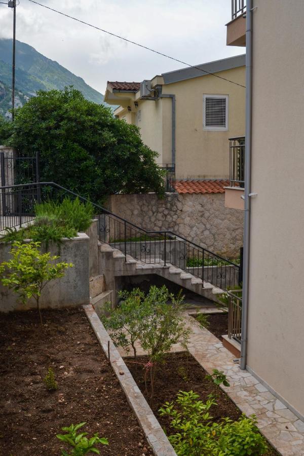 Seagull Apartments Котор Екстер'єр фото